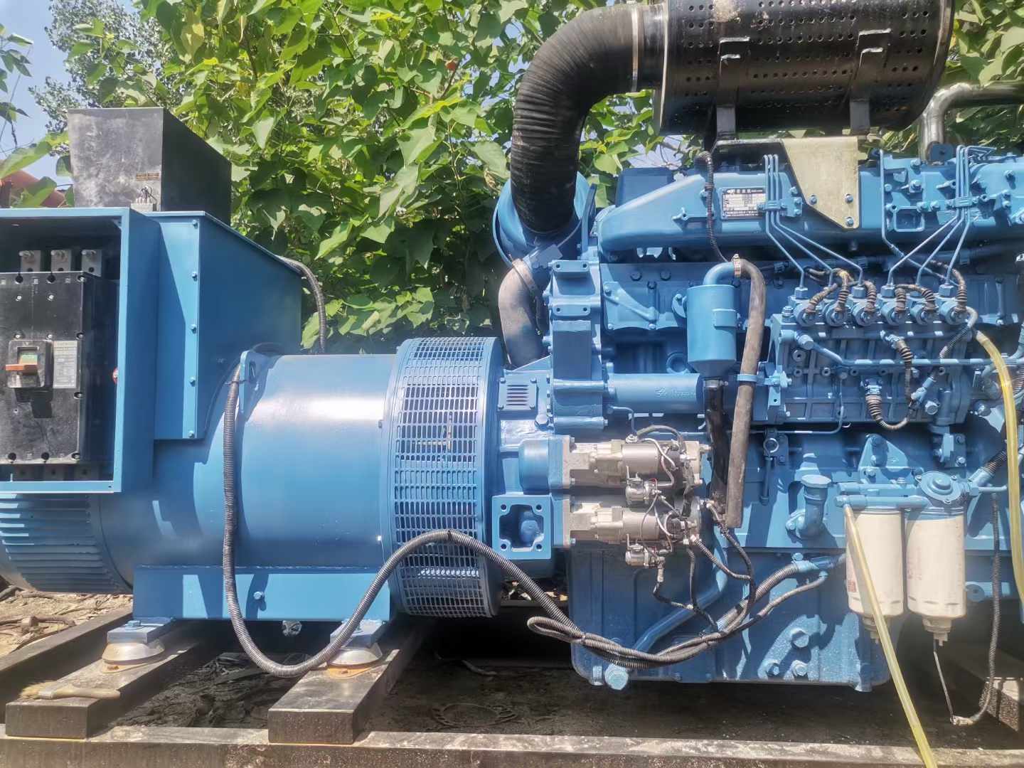 平桥详细说明降低 800kW 柴油发电机输出电流波动的方法
